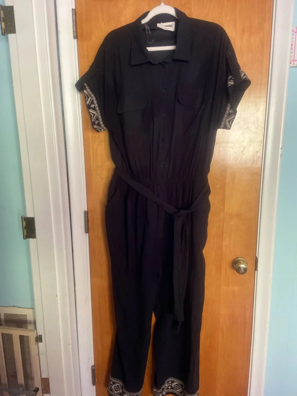 🐦⬛Savanna Jane Black Short-Sleeve Button-Front Jumpsuit with Embroidered Trim - Picture 3 of 5